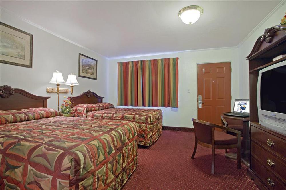 Americas Best Value Inn & Suites Klamath Falls Cameră foto